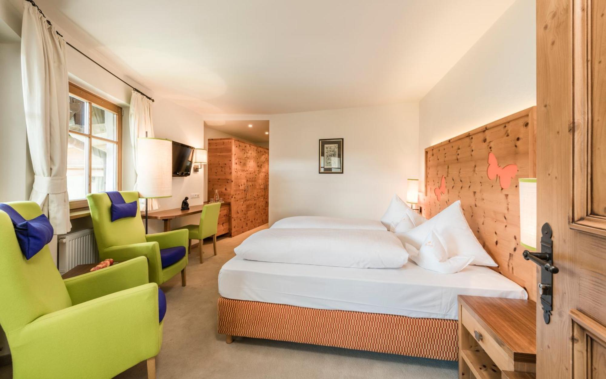 Double Room,1540512841:JPEG